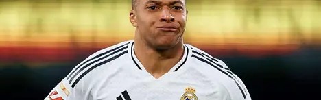 登贝莱足球技巧揭秘：右脚射门与双脚切换魅力，激发年轻球员潜力